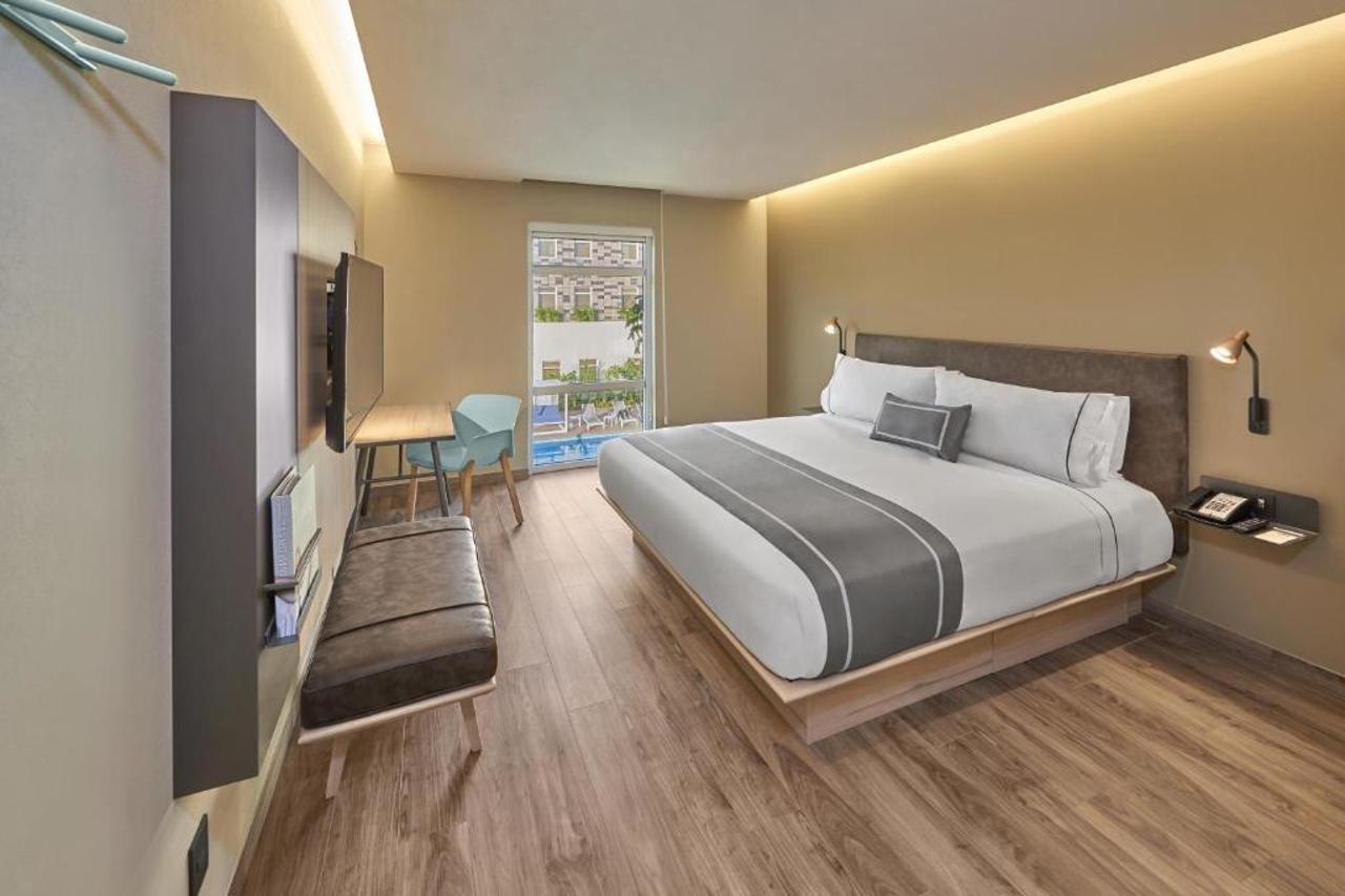 Alfredo V. Bonfil City Express Suites By Marriott Cancun Aeropuerto מראה חיצוני תמונה