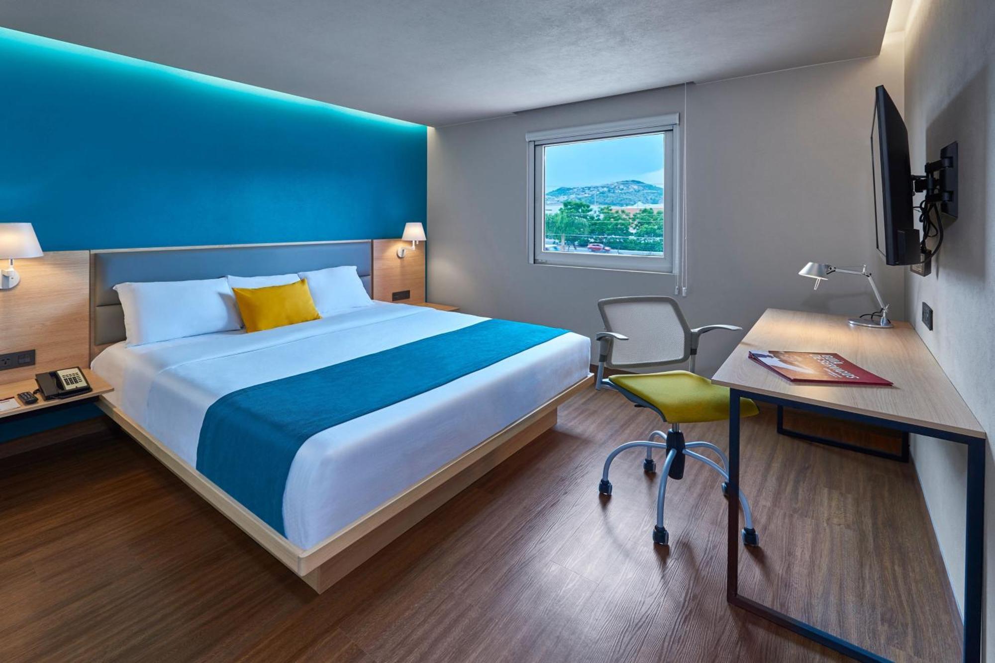 Alfredo V. Bonfil City Express Suites By Marriott Cancun Aeropuerto מראה חיצוני תמונה