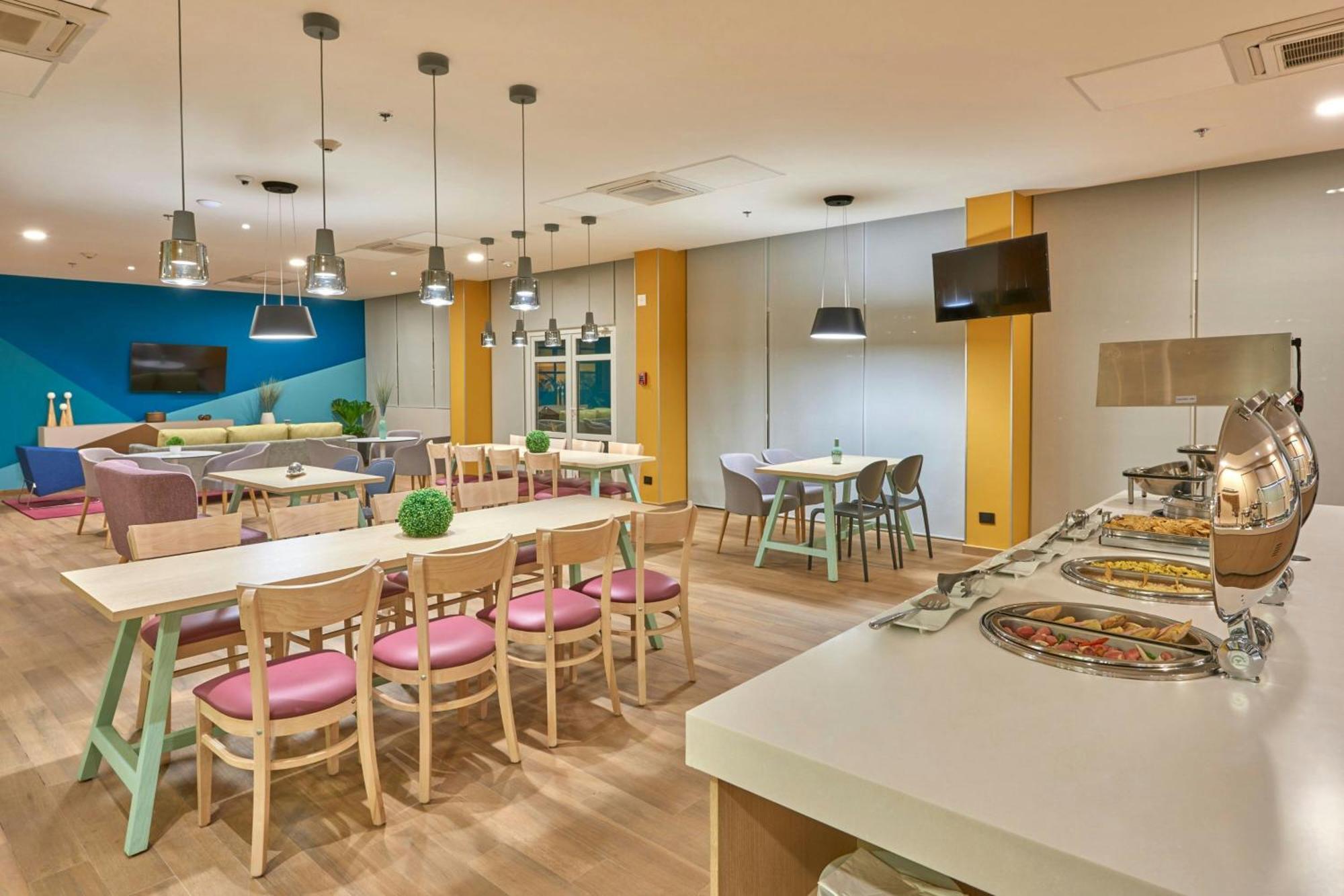 Alfredo V. Bonfil City Express Suites By Marriott Cancun Aeropuerto מראה חיצוני תמונה