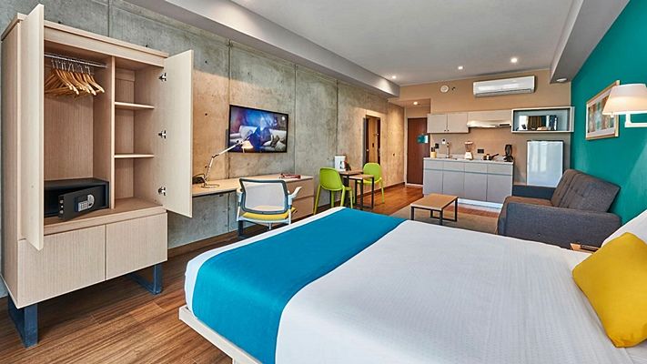 Alfredo V. Bonfil City Express Suites By Marriott Cancun Aeropuerto מראה חיצוני תמונה