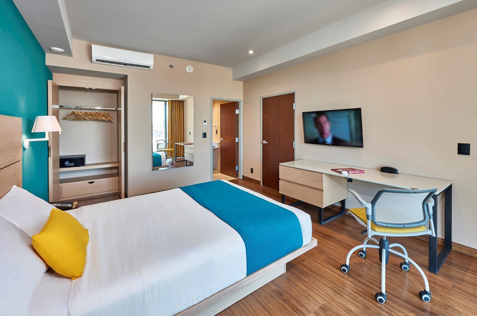 Alfredo V. Bonfil City Express Suites By Marriott Cancun Aeropuerto מראה חיצוני תמונה